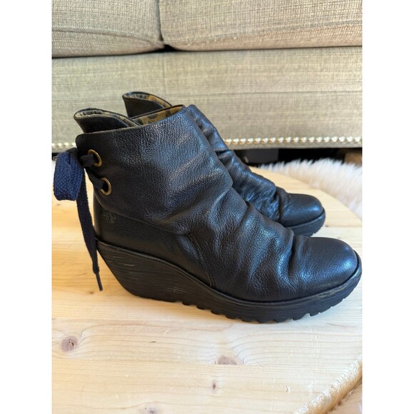 Fly London Yama Boots - Picture 1 of 8